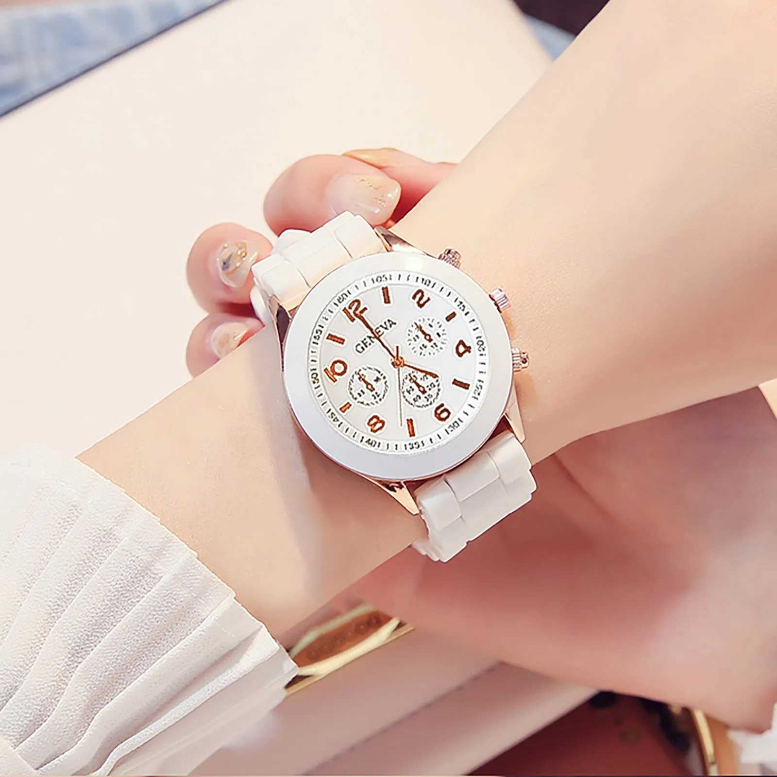 Fashion Women Watches White Silicone Jelly Quartz Watch Ladies Dress Wristwatch Gifts for Girls Relogio Feminino Reloj Mujer XJ250527