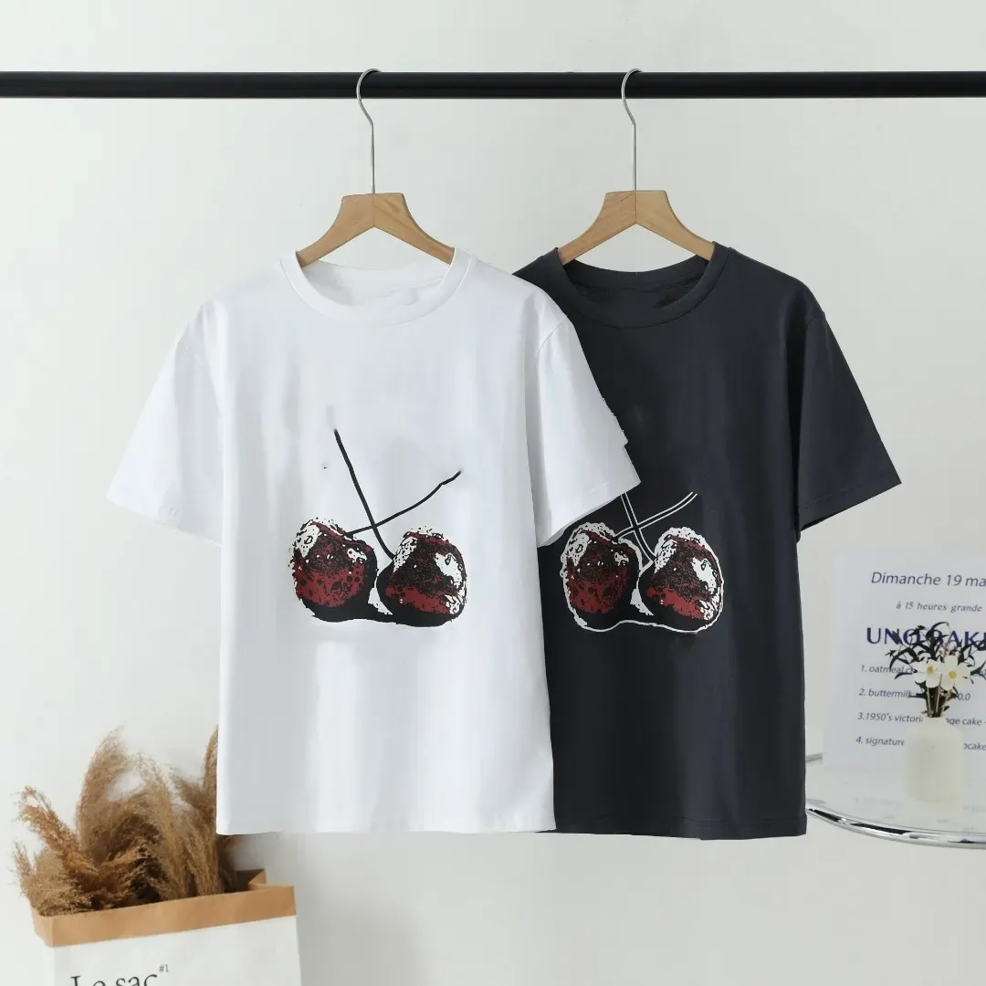 Designer 2025New Trend Women T shirt Simple Summer Cotton Tees Letter Fruit Wash Water Short-sleeved Casual Versatile Tshirt Tops