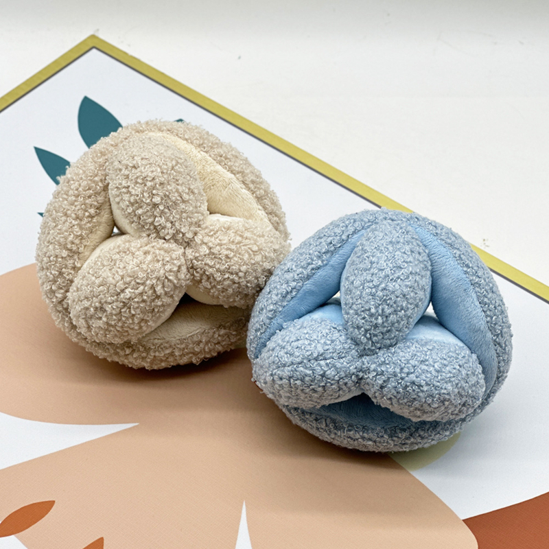 Interactive Dog Snuffle Ball, Plush Squeaky Dog Toys Balls for Dogs, Interesting Dog Chews Ball Indoor Outdoor Sports Stuffed Puppy Toy for Small Medi