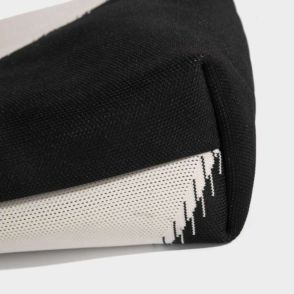 Retro color Wrist Bag New Original Design Stripes Knitted Student Girl Casual Shoulder Handbag Women