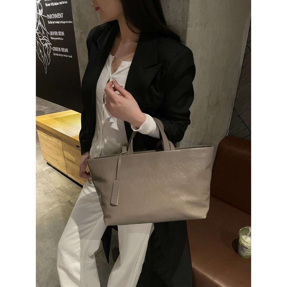 Genuine leather fashion Women's shoulder bag Designer high quality leisure large capacity ladies handbag Female