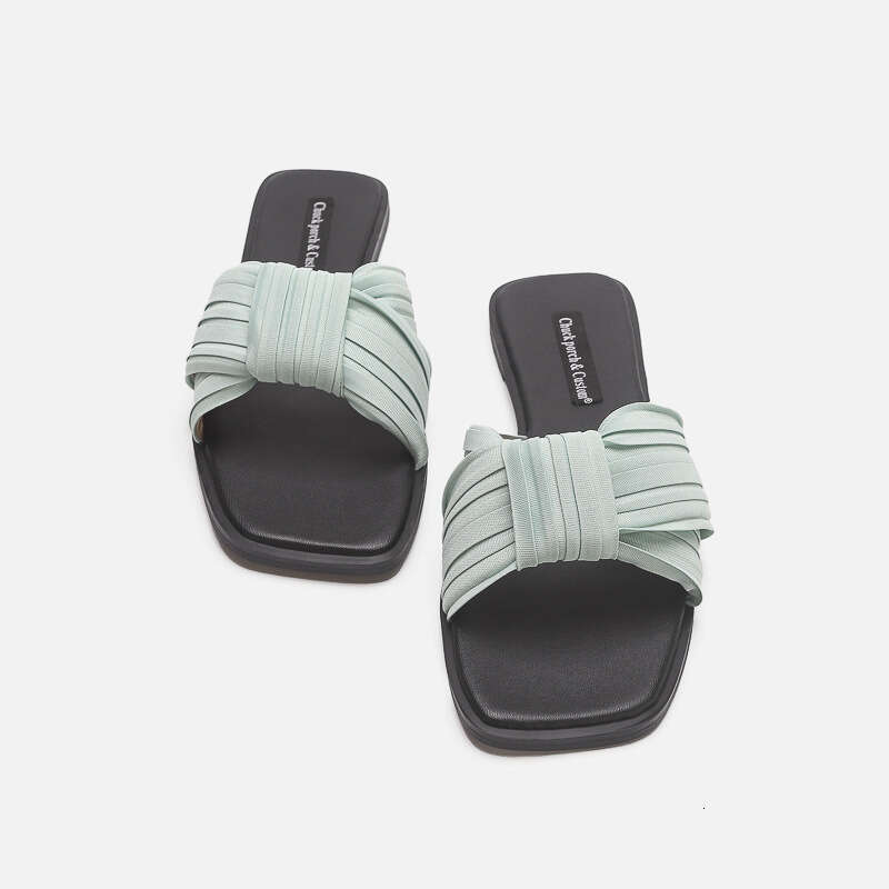 2025 New Summer K Fashion Beach Vacation Square Toe One-Strap for Women Outdoor Pleated Flat Sandals