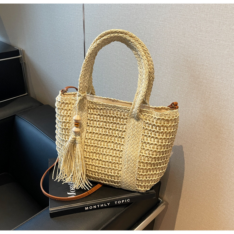 New Women's Bag, New Vacation Beach Shoulder Bag, Spring Large Capacity Forest Grass Weaving Trendy Crossbody Bag, Tassel Designer, French Lazy S