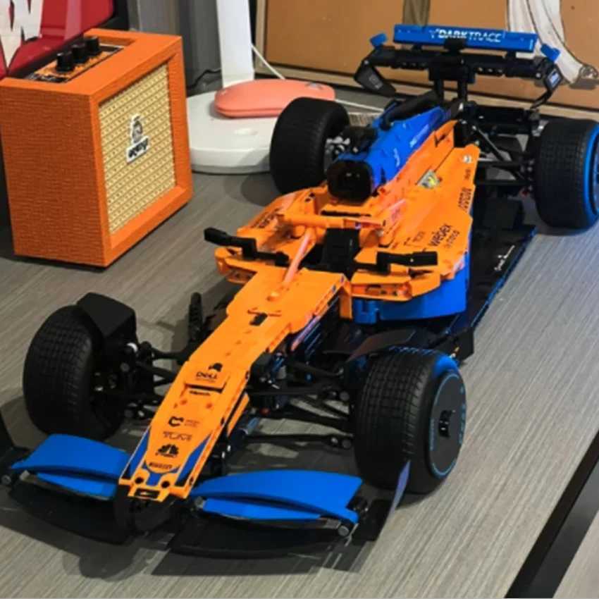 New 1432PCS Technical F1 W14 E Assembled Vehicle Sports Car MOC Performance Building Blocks 42141 Model Car for Christmas Gifts Z250528