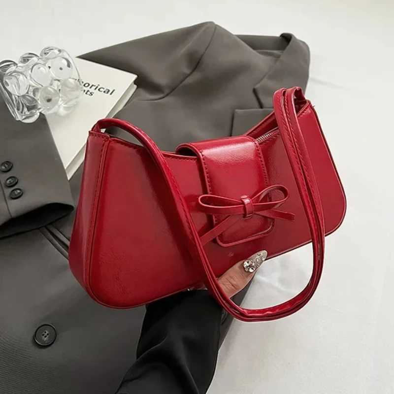 High-Grade Sense Retro Women Underarm Bag 2025 Spring New PU Leather Lady Commuter Shoulder Bags Solid Small Handbags for Women Y250528