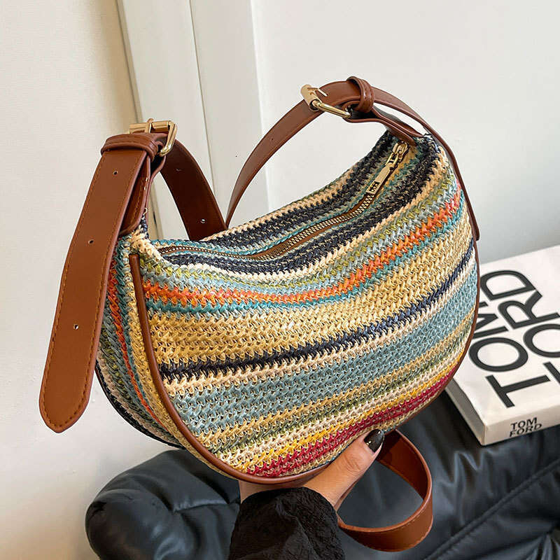New Fashion Rainbow Straw Tote For Women Casual Versatile Chic Pastoral Style Shoulder Crossbody Bag