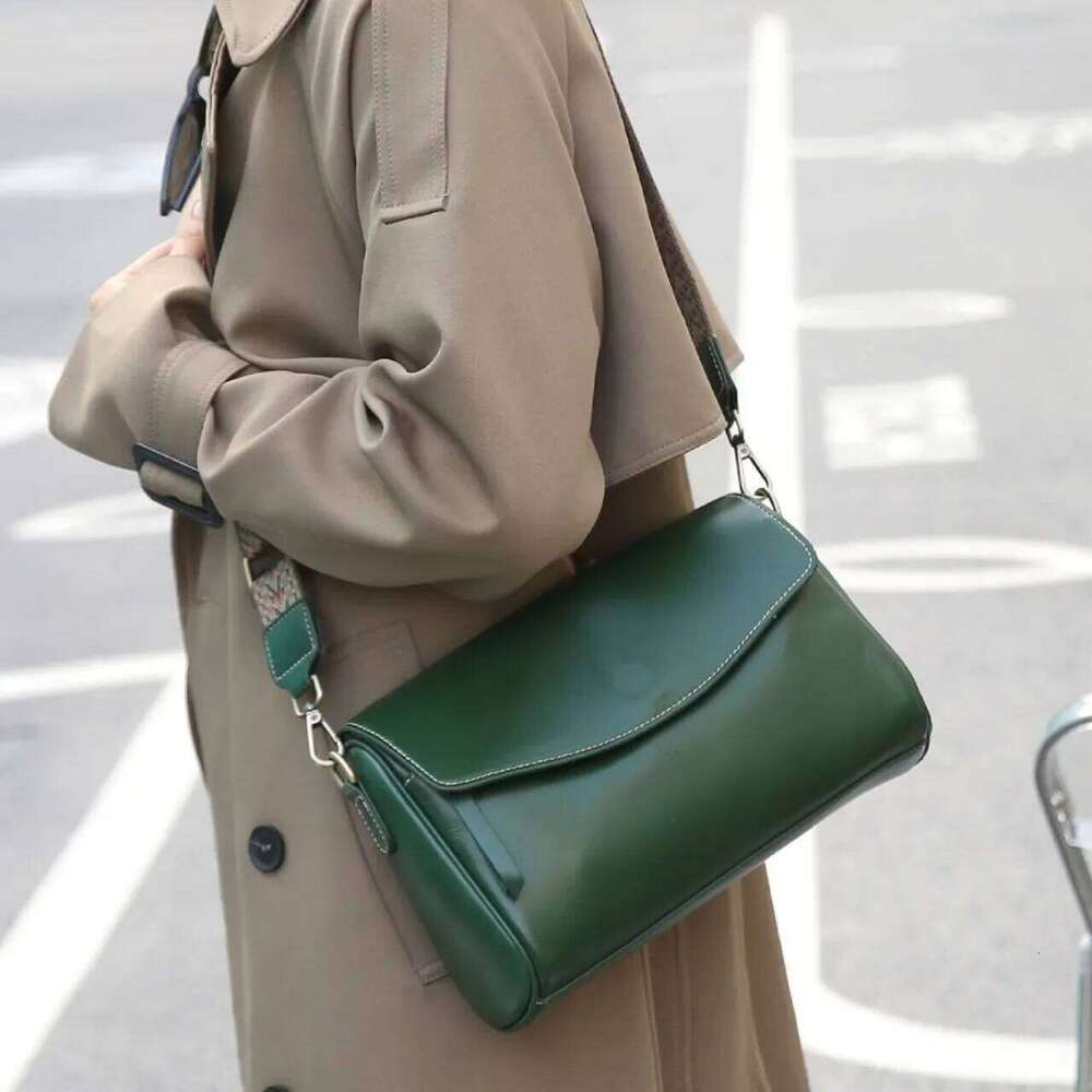 Free Shopping Fashionable Versatile Simple Vintage Cow Leather Women's Single Shoulder Slant Crossbody Practical Horse Saddle Bag