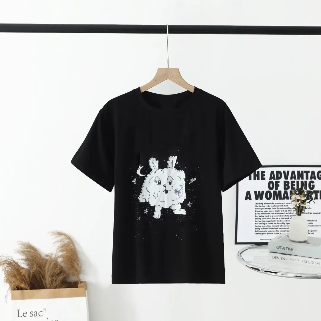 Designer 2025New Trend Women T shirt Simple Summer Cotton Tees Letter Fruit Wash Water Short-sleeved Casual Versatile Tshirt Tops