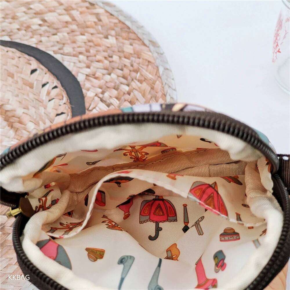 Girl Napkin Credit Card Holder Headphone Case Coin Clip Change Purse Tamper-Proof Storage Sanitary Mat Bag