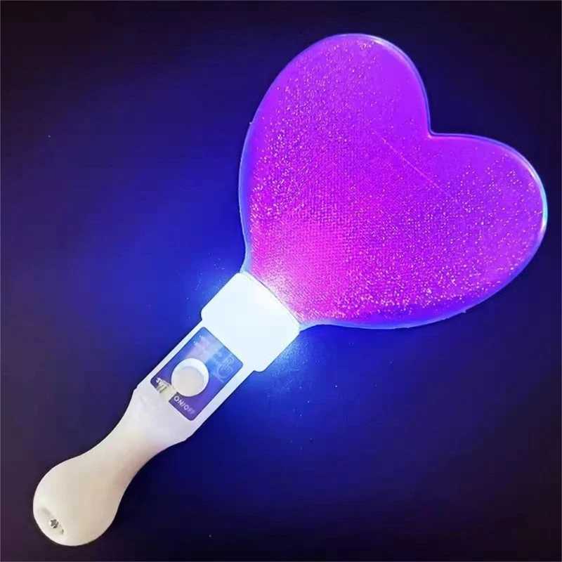 Glow Sticks Light Color Changing Light Mini Heart Lamp Gifts for Interior Livehouse New Year Concert KPOP Luminous Lamp W250528