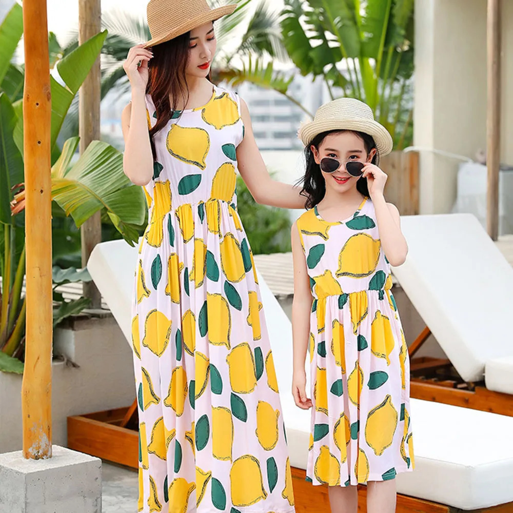 Spring Family Matching Outfits Mother Daughter Dress Women Girl Casual Autumn Costume Mom Baby Kids Rompers Parent-child Clothes 250528