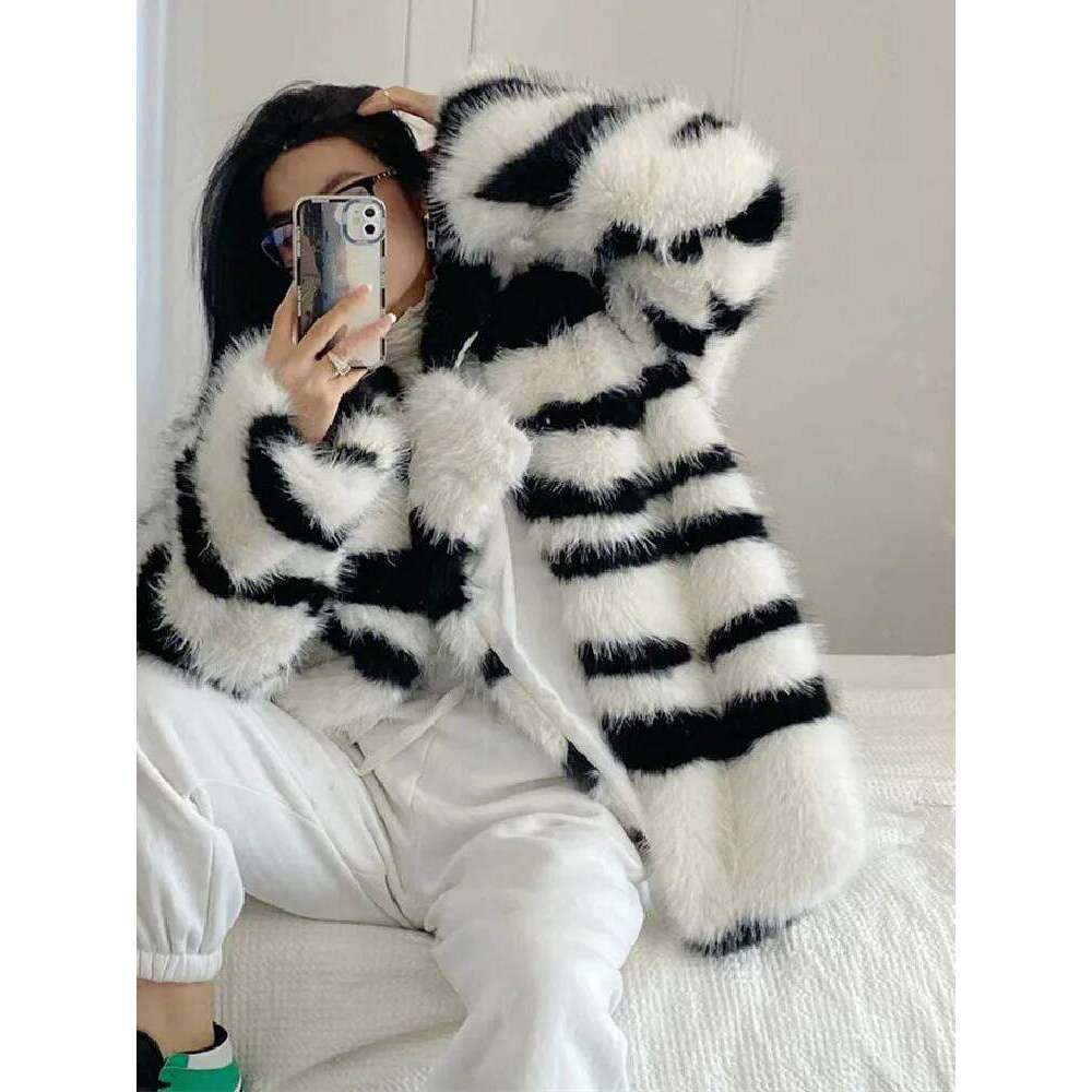 HIGH QUALITY Winter Zebra Striped Large Lapel Coat Long Sleeve Warm Shaggy Faux Fur Jacket Loose Outwear
