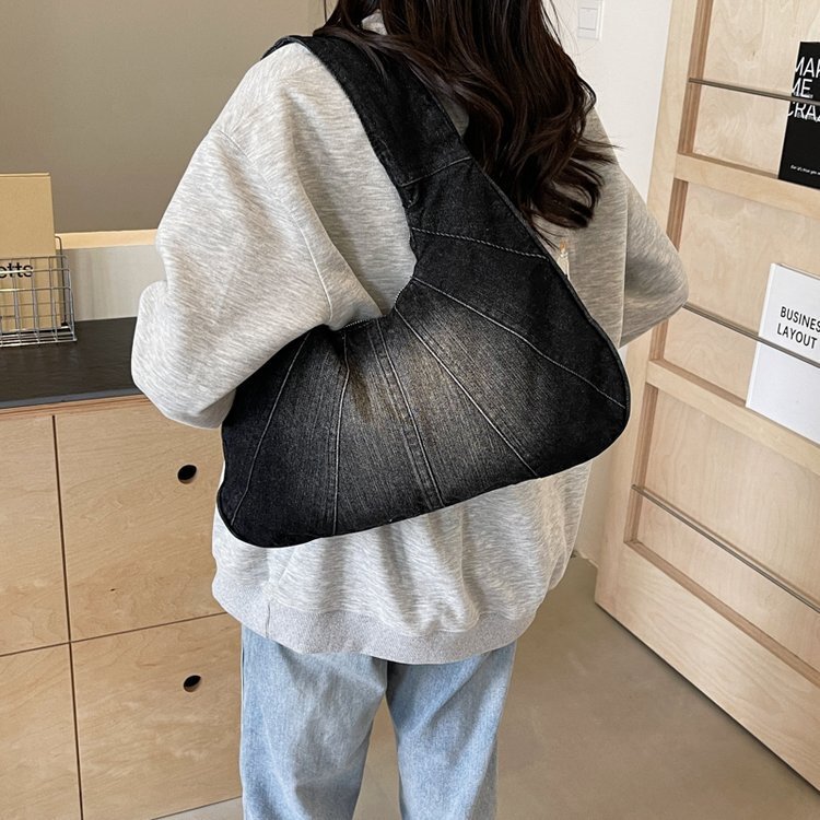 Luxury Brand Designer Bag Single Shoulder Bag Zipper Stitching Underarm Bag Denim Patchwork Trendy Dumpling Bag New Fashionable Handbag