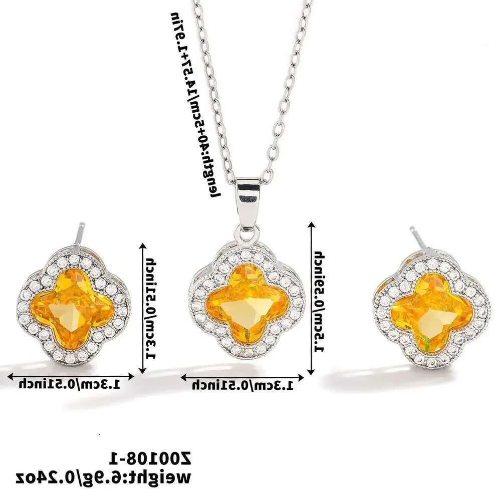 Micro inlaid clover necklace earrings two-piece set, women's light niche design, high-end feeling, internet celebrity temperament jewelry set