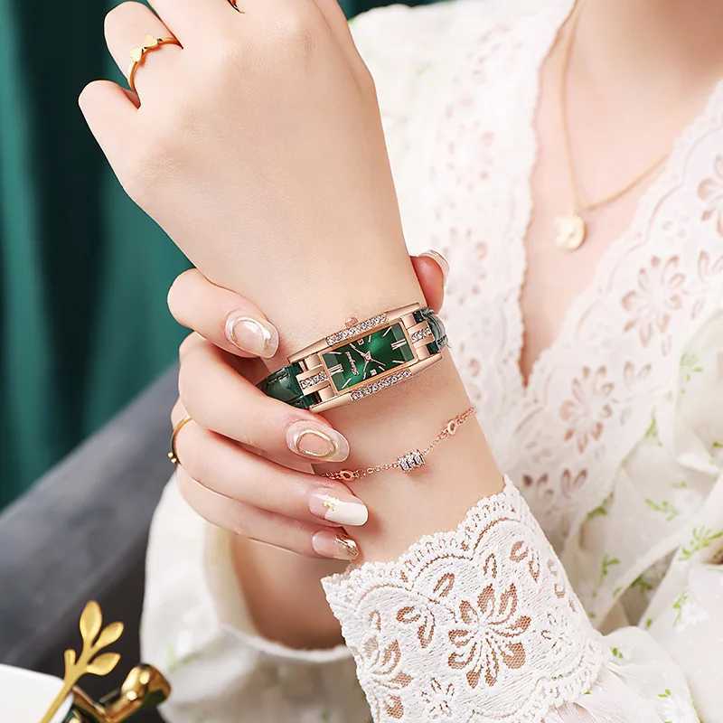 2PCS/Set Womens Watches Fashion Rectangle Leather Band Quartz WatchWithout Box XJ250527