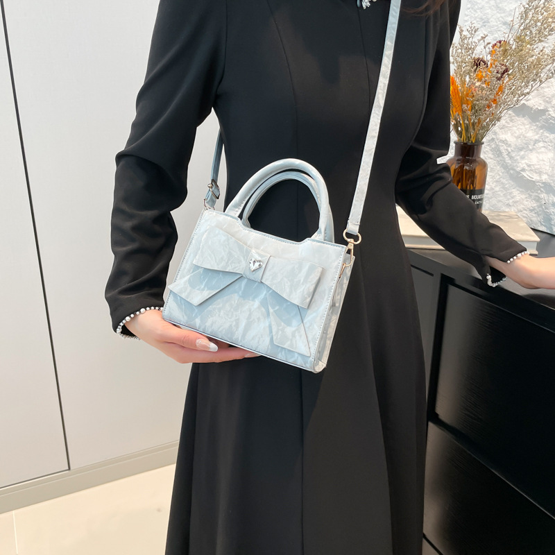 Top Brand High Quality New Style High-end Fashion Handbag with Bowknot Simple Shoulder and Crossbody Bag Versatile Bag for Available New Free Delivery