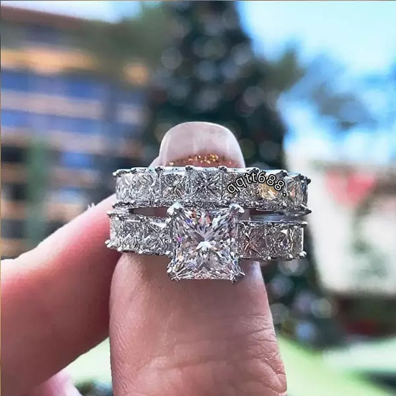 Gorgeous Stunning Wedding Rings Elegant Handmade Luxury Jewelry 925 Sterling Silver Princess Cut White Lab Moissanite Diamond Party Women Couple Brida