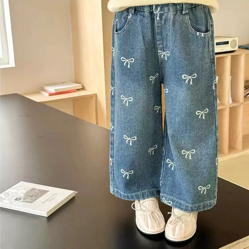 Spring Girls Jeans Children Bow Sweet Pants Casual Trousers Autumn Kids Loose Fashion Straight 12M6 Years Old 250528