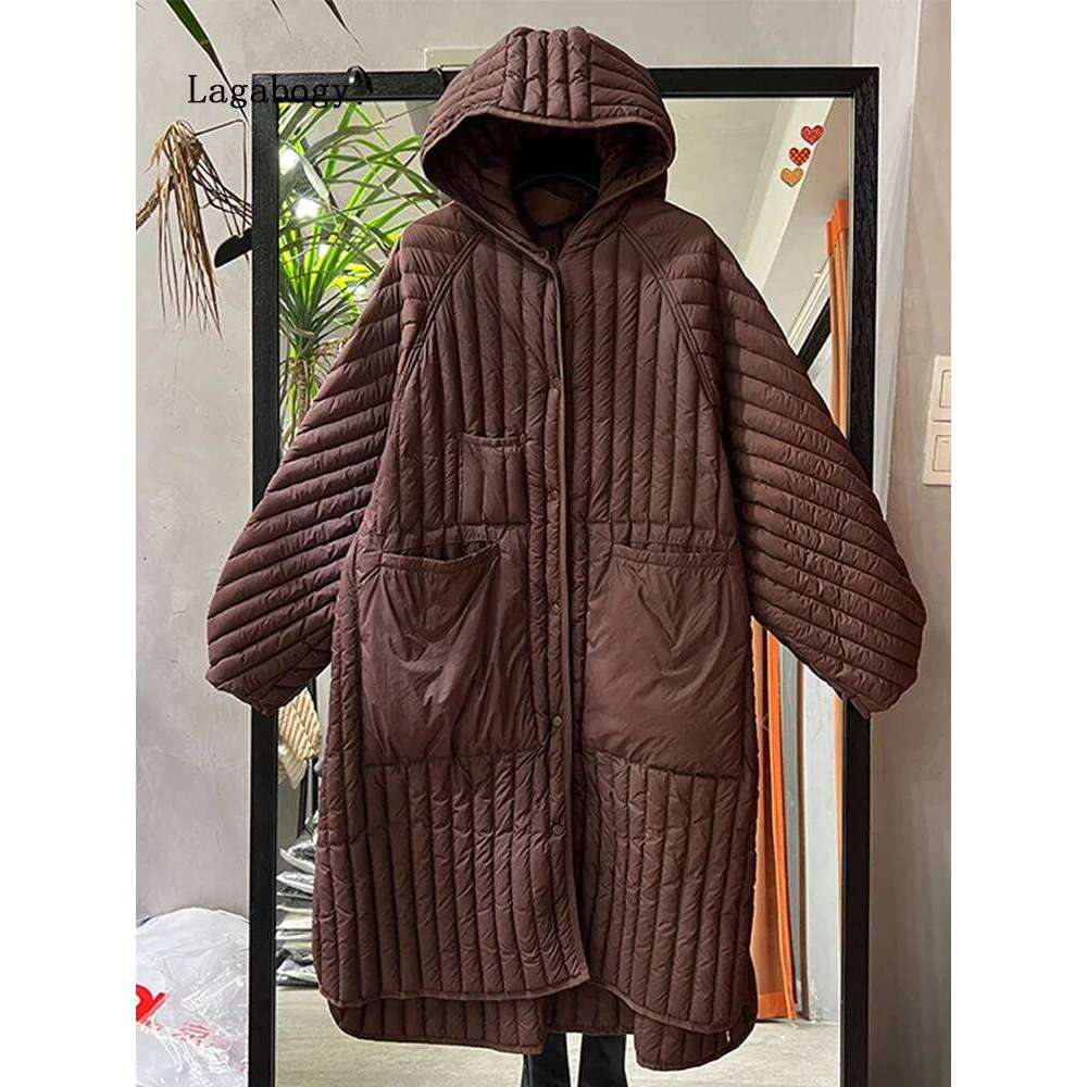 Lagabogy 2025 Winter Women Casual Long Hooded Puffer Jacket Ultra Light 90% White Duck Down Coats Female Autumn Oversized Parka
