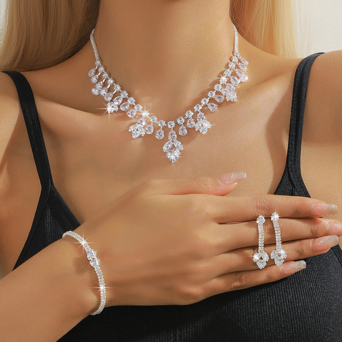 4PC Womens Fashion Set Water Drop Necklace Earrings Bracelet Jewelry Set Suitable for Wedding Party Festival Gifts-8508 250527