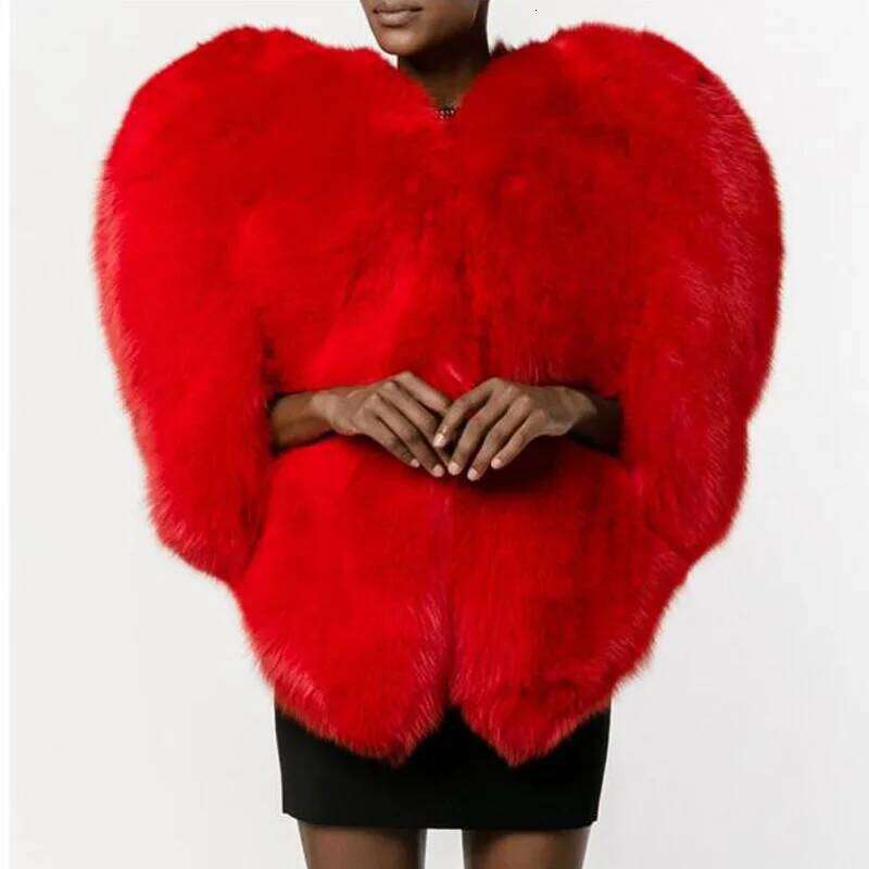 Imitation Red Love 3D Heart Shaped Shawl Faux Fox Fur Warm Coat 2024 Autumn/winter Fashion Women Clothing High Quality