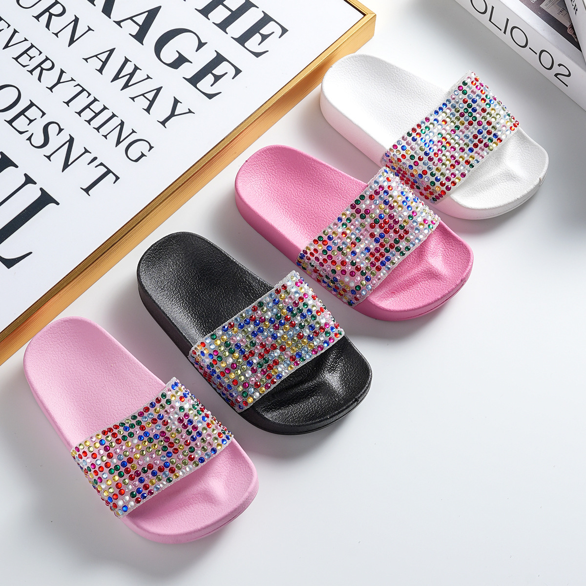 Girl Slippers Trendy Style Kids Designer High Quality Beach Shoes Kidsnest Slippers Fashion Children Casual Youth Slippers Size US7.5C-US3Y K0689