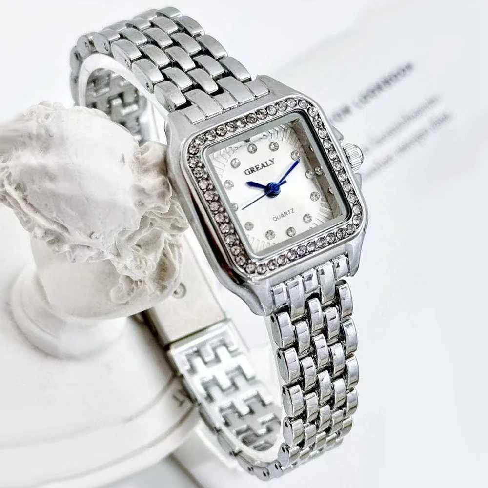 Luxury Women Watches Fashion Square Watch Ladies Quartz Wristwatch Rhinestone Casual Simple Alloy Watch Femme Clock Women WatchXJ250527