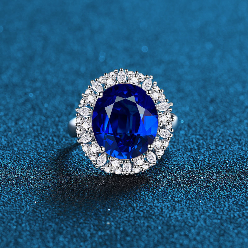 Elegant Cocktail Ring Set by Designer Craftsmanship Dazzle Your Fingers with Radiant Stones