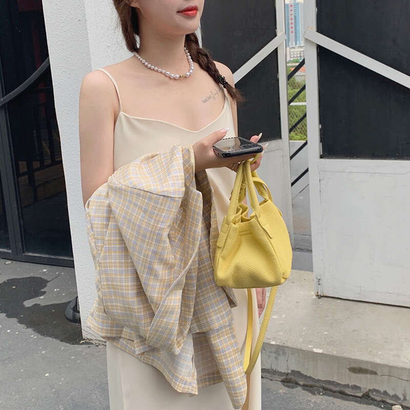 Production Women's Handheld Mini Basket OEM Custom Top Layer Cowhide Fashion Small Bag