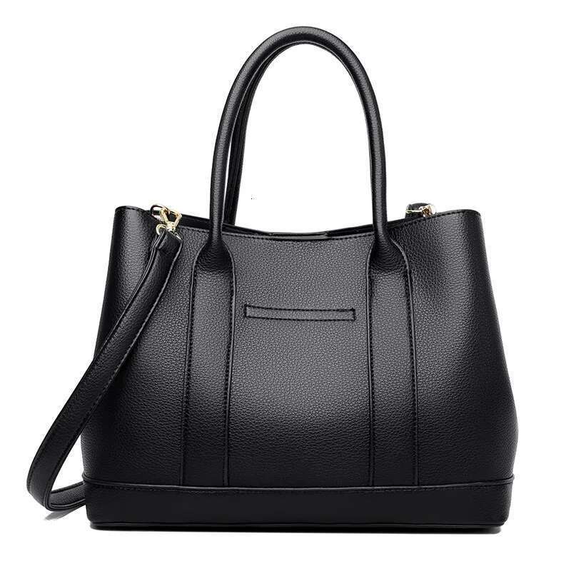 Women's New Korean Edition Boutique Designer Fashion Commuter Large Capacity Crossbody Handheld Bag