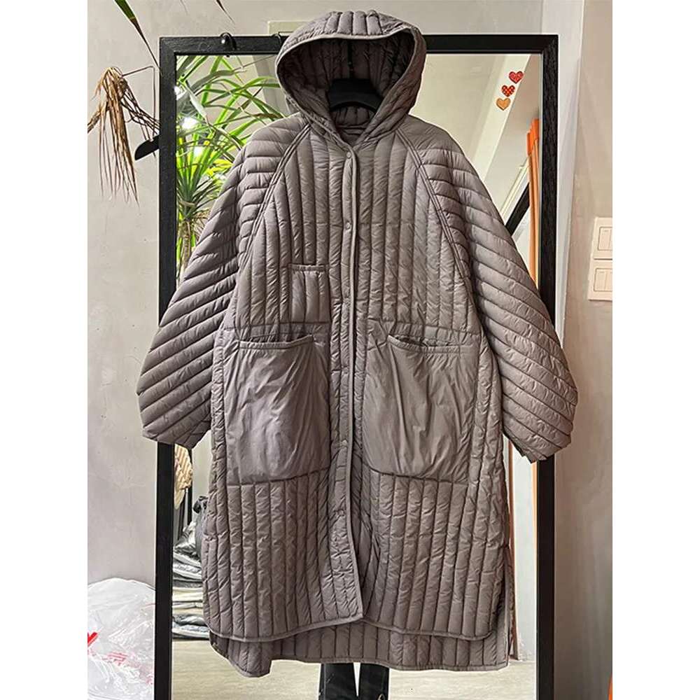 Lagabogy 2025 Winter Women Casual Long Hooded Puffer Jacket Ultra Light 90% White Duck Down Coats Female Autumn Oversized Parka