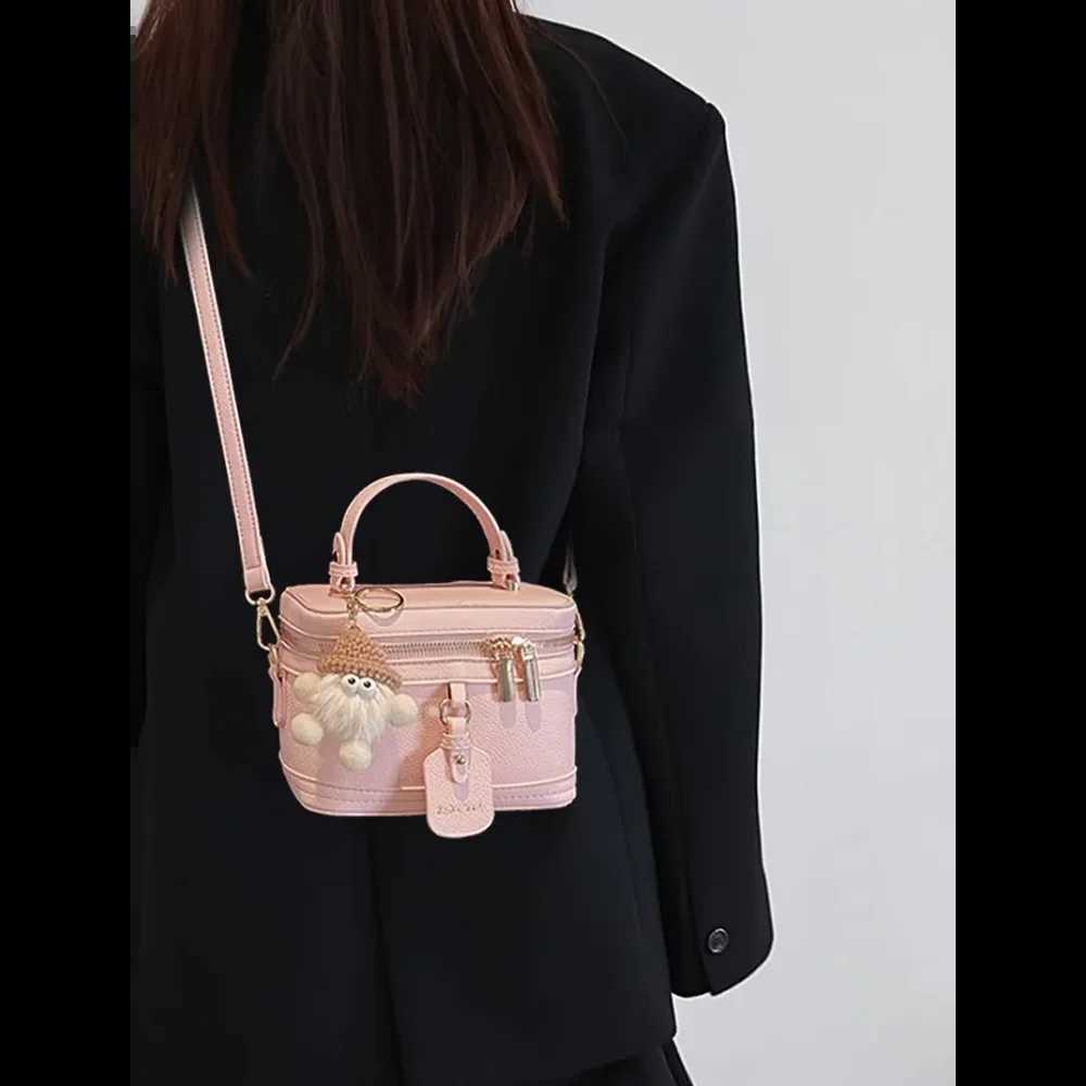 Luxury designer niche box small bag female bag 2025 all-match hand-carried small square bag high-end one-shoulder messenger bag Y250528