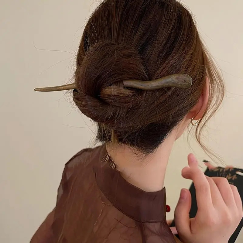 Chinese Style Elegant Wood Hair Stick For Women Girl Hairpins Simple Fork Vintage Hanfu Cheongsam Headwear Accessories 250519