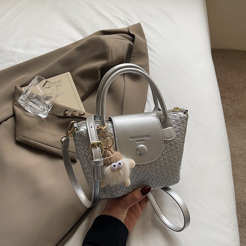 Luxury Brand Designer Bag Small And Niche Handbag Trendy Contrasting Color Woven Women's Textured Dumpling Bags, Single Shoulder Crossbody Bags