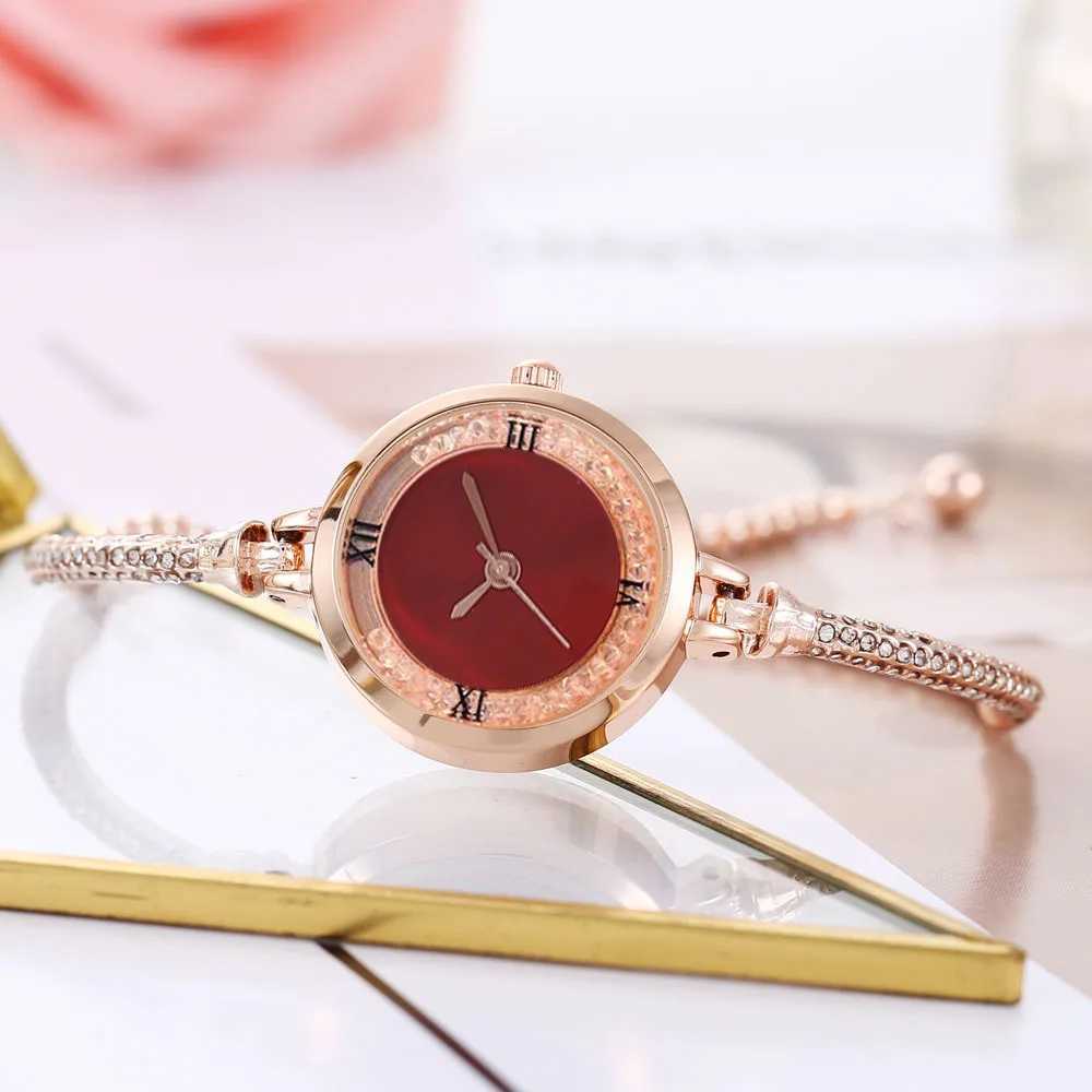 Fashion Womens Steel Belt Bracelet Watch Quartz Watch Luxury Small Dial Women Watches XJ250527