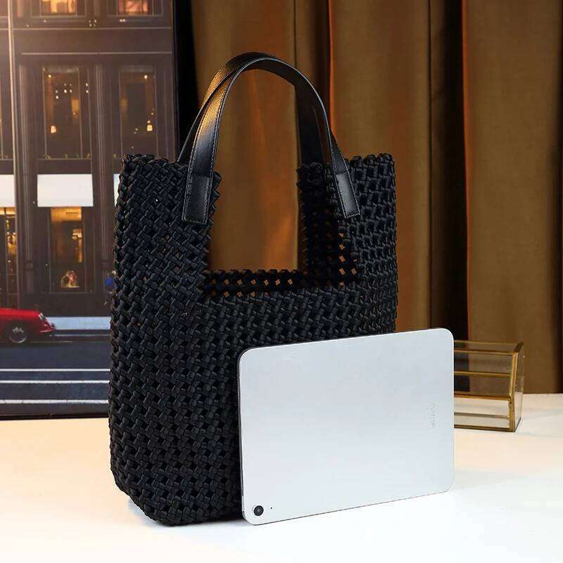 New Women's Hollow Woven Handbag Fashion Casual Commuter Mother-Child Basket Style Single Shoulder Underarm Trendy Bag