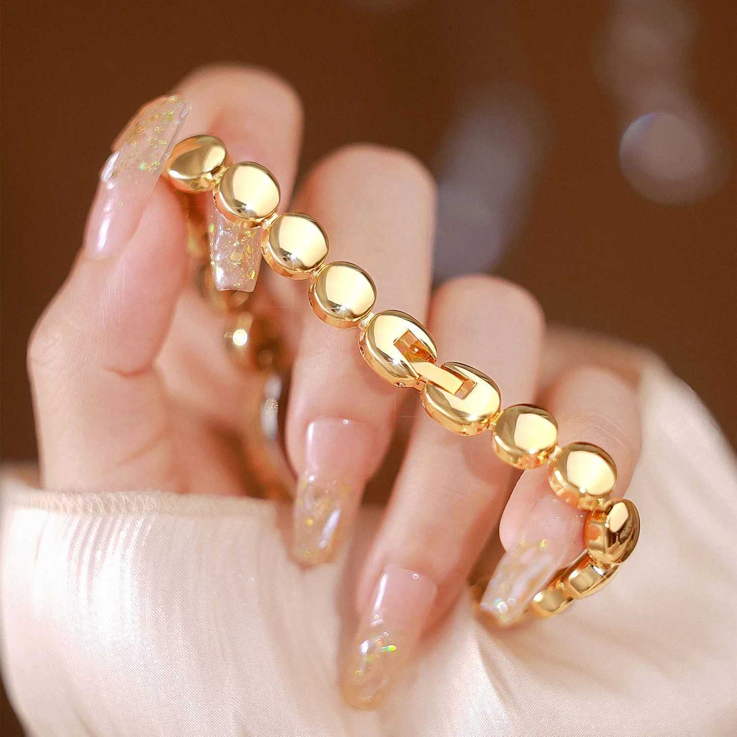 Ladies Watch Vintage Luxury Jewelry Bracelet Watches Elliptical Temperament Waterproof Women Fashion Quartz Clock Wristwatches XJ250527