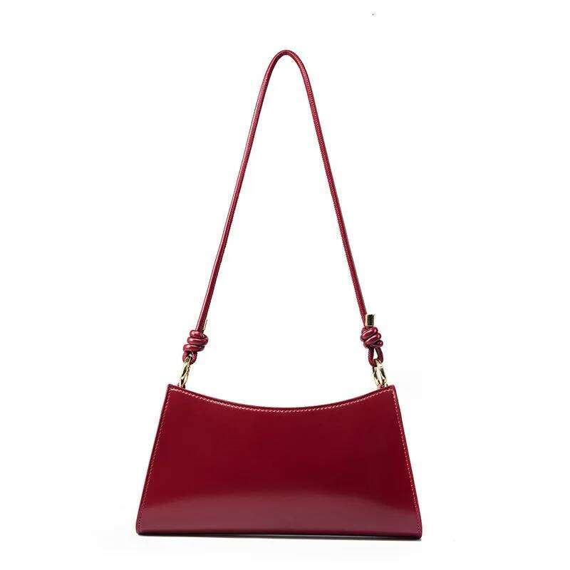 2024 Armpit Baguette Women's Leather Shoulder Bags New Light Crossbody Bag