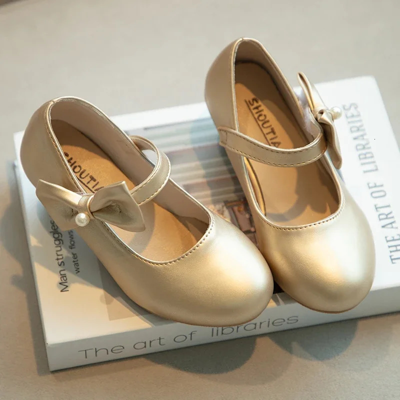 Kids Dance Performance Shoes High Heels Girls Princess Shoes with Simple Bow Children Leather Shoes for Party Wedding 250528