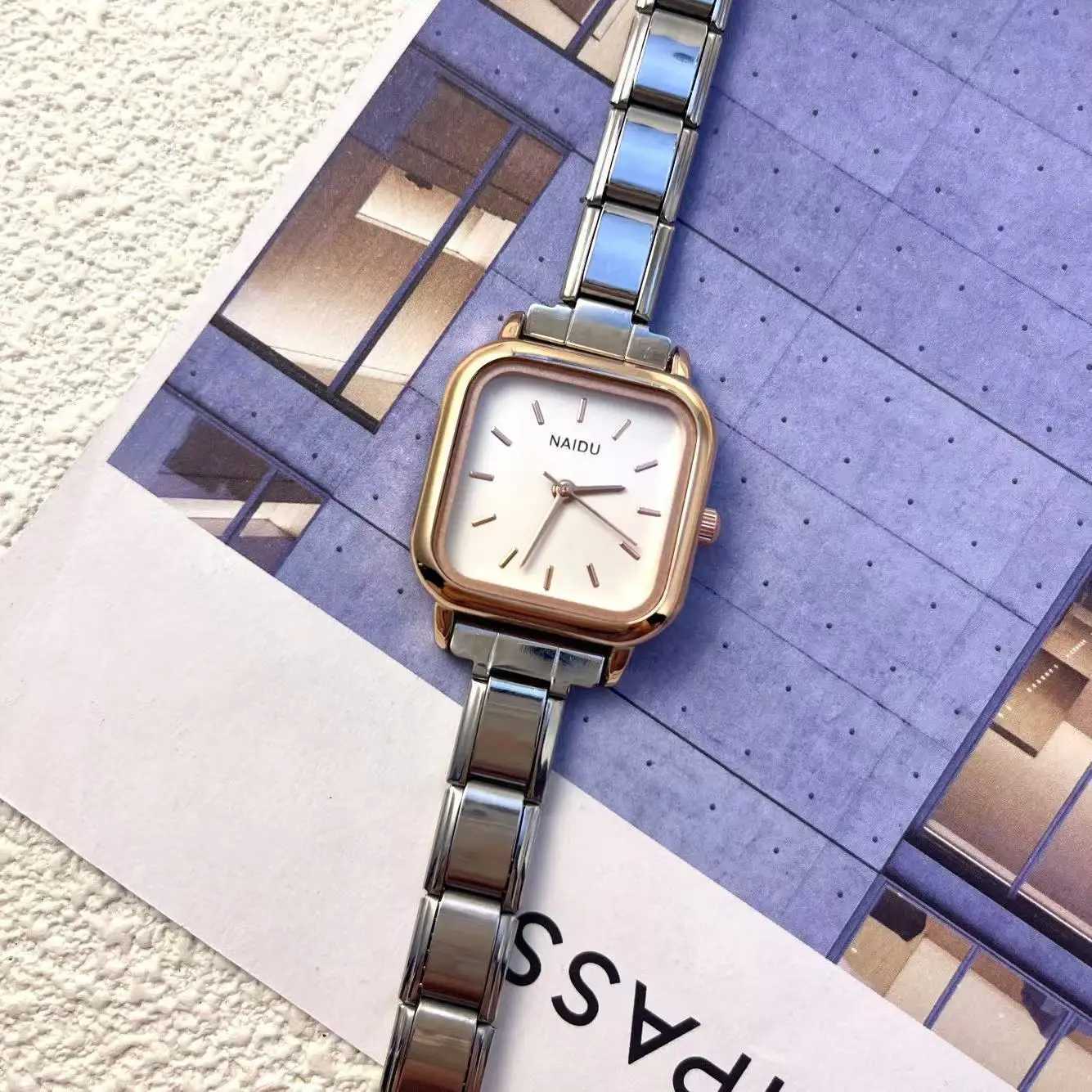 Stylish Silver Square Quartz Watch Chic Minimalist Design Color Stainless Steel Strap Party Birthday Daily Gift XJ250527