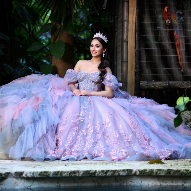 Pink Lavender Quinceanera Dresses Off Shoulder Ball Gown Sweet 16 Dress Beading Crytal Applique Flower Tull Birthday Party Vestidos 15 Anos