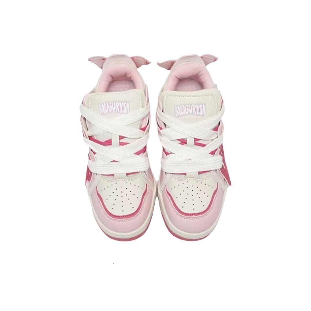 Designer casual shoes 2025 Autumn Winter Trendy Letter Student Sneakers Women Ins Super Popular Versatile Casual White Shoes