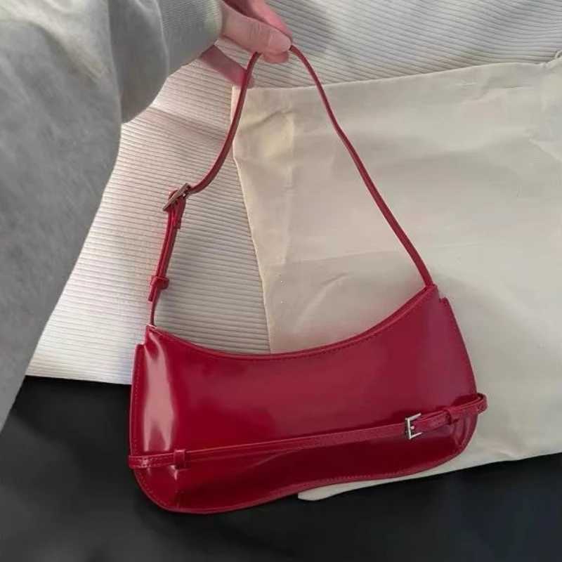 1Pc French Niche Design Cowhide Shoulder Handbag Womens High-End Party Red Wedding Bag Fashion Handheld Underarm Bag Y250528