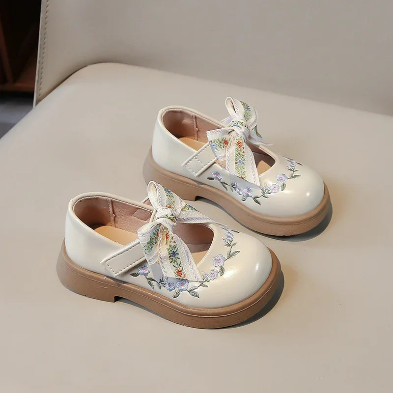 Girls Small Leather Shoes Size 23-35 Beige Embroidery Girls Single Shoes Spring Autumn Soft Non-slip Children Mary Jane Shoes 250528