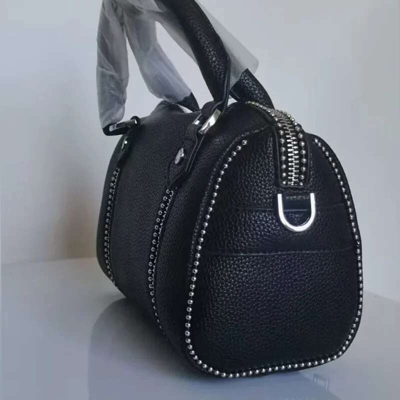 New Women Shoulder Design Fashion Ladies Crossbody Black PU Leather Vintage Chain Envelope Bag