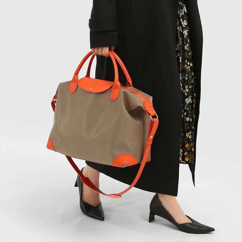 Women's Nylon Foldable Dumpling Classic Tote Design Large Capacity Waterproof Storage Fashion Commuter Bag
