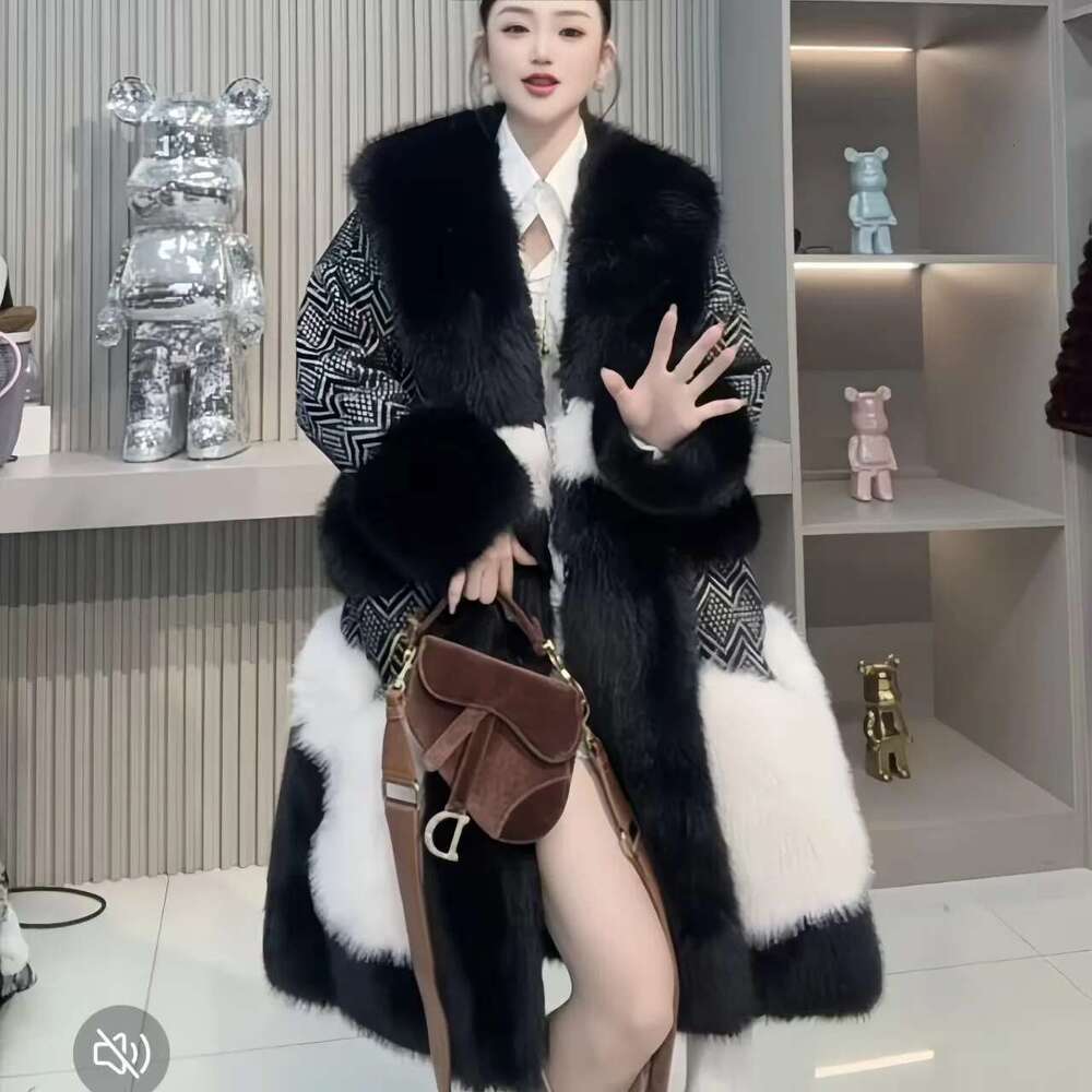 Faux Coat for Women,England Style Jacket,Thick Designer Female Clothes,Faux Fox Fur Collar, High Quality,New,Winter,2025