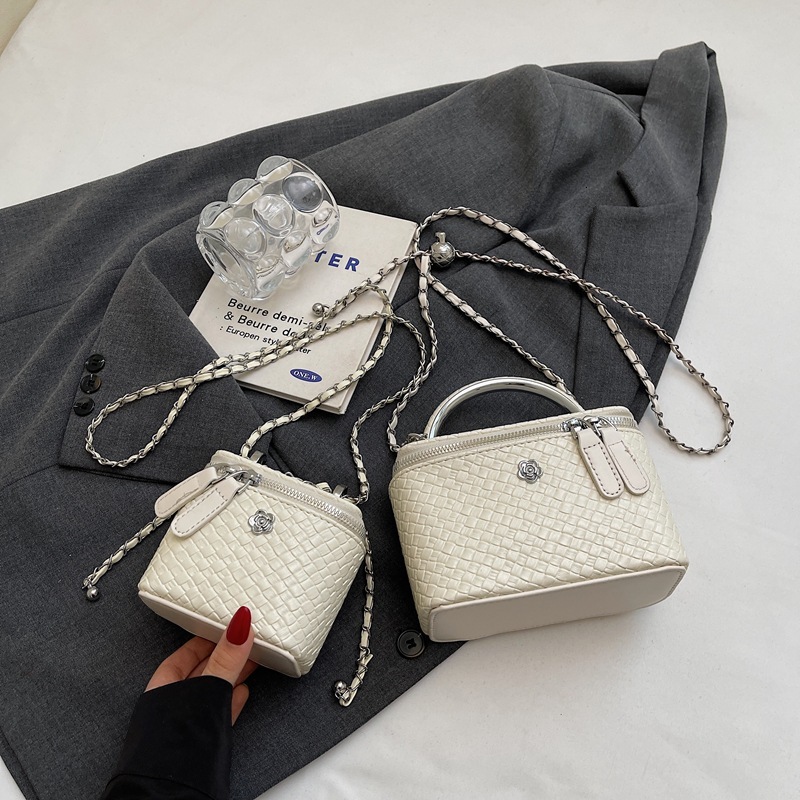 Luxury Brand Designer Bag Xiaoxiangfeng Box Bags Trendy Casual Fashion Chain Weaving Pattern Single Cross Shoulder Handheld Small Square Bag