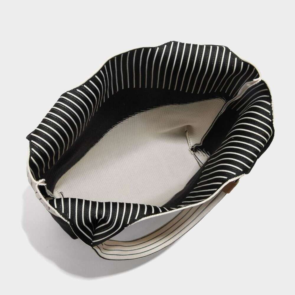 Retro color Wrist Bag New Original Design Stripes Knitted Student Girl Casual Shoulder Handbag Women