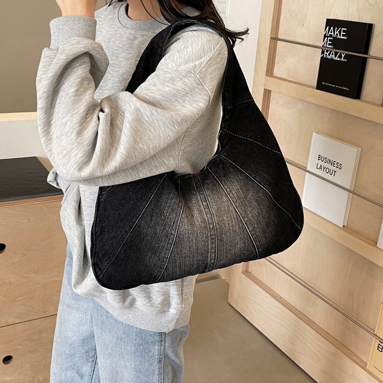 Luxury Brand Designer Bag Single Shoulder Bag Zipper Stitching Underarm Bag Denim Patchwork Trendy Dumpling Bag New Fashionable Handbag
